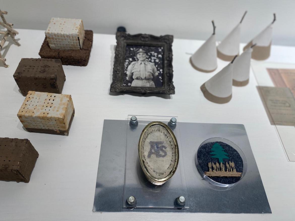 פריטים מתוך התערוכה