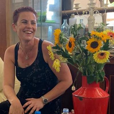 מאירה צור מאירה צור