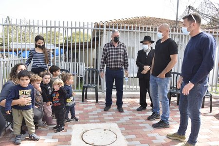 חנוכת נעונות יום בכפר ברוך