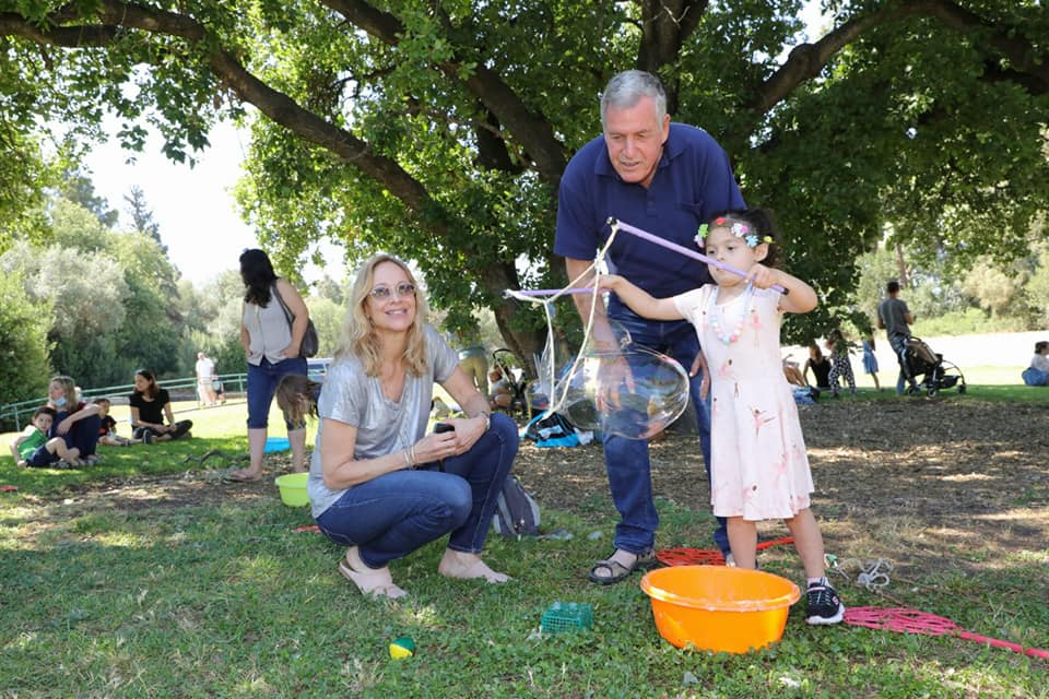 פעילויות מחוץ לאולם המופעים