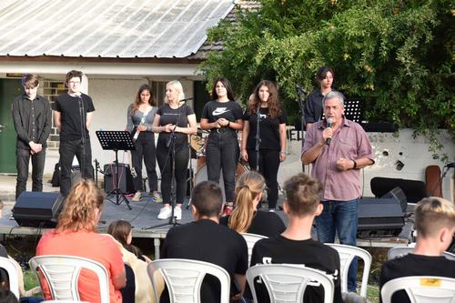 ראש המועצה, בני ובנות נוער במרכז המוזיקה בנהלל 