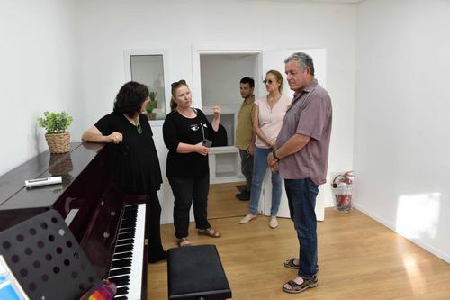 ראש המועצה, סגניתו וצוות מרכז המוזיקה בנהלל