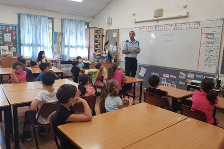 הורים מלמדים תלמידים