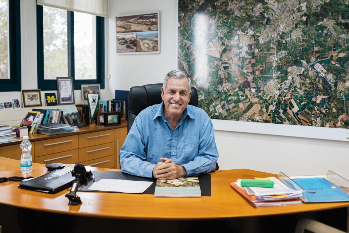 אייל בצר ראש המועצה