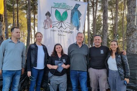 מנהלת החינוך החברתי, רכז מפעלי הנוער, ראש המועצה, מנהלת מחלקת הנוער, ממ ראש המועצה וסגניתו, מנכל המועצה