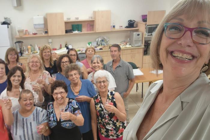 ותיקים למען ותיקים - סלפי