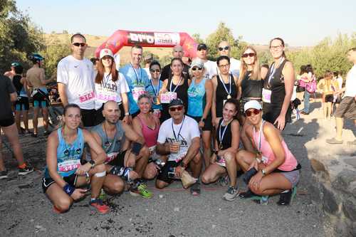 קבוצת ספורטאים וספורטאיות