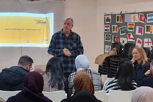 ערב השקה ב'סנבור' - מרכז הצעירים במנשית זבדה