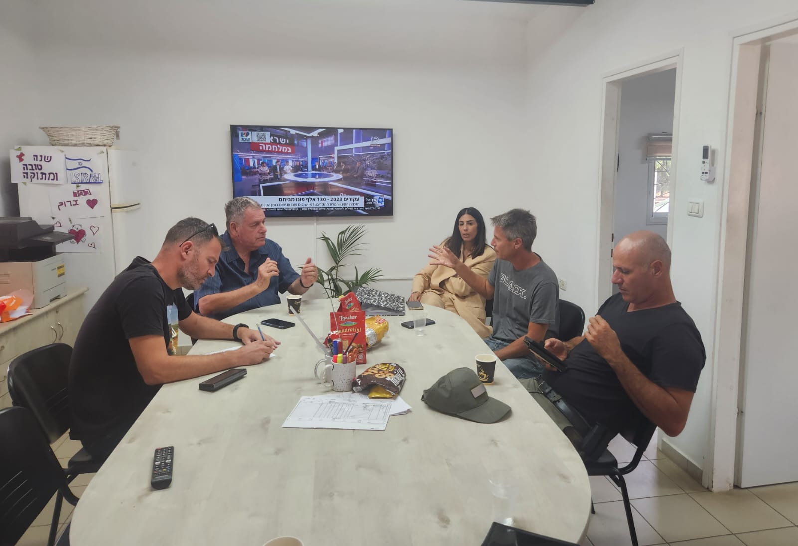 ראש המועצה, אייל בצר, בביקור בכפר ברוך עם הנהלת הישוב וצוות חירום יישובי