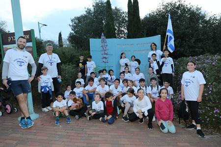 מירוץ הלפיד, אחוזת ברק