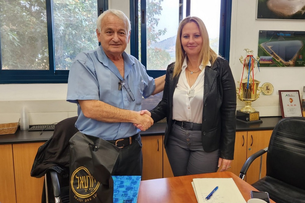 ראשת המועצה עם חכ אלון שוסטר ראשת המועצה עם חכ אלון שוסטר