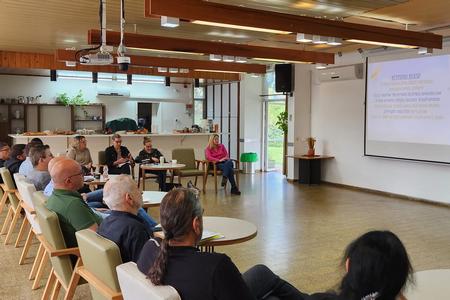 מפגש מטה עם מטה בגזית מטה עם מטה - גזית