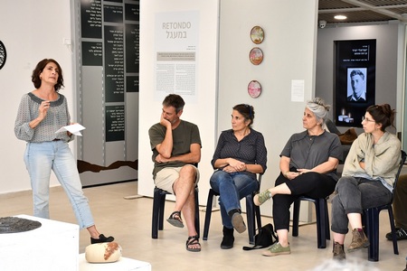 תערוכת דיאלוג בין שתי גלריות: מירווח בהרדוף ובמבואת אולם המופעים ביפעת