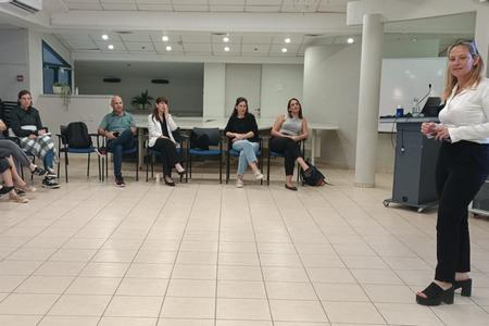 הכשרה בנושא קידום שוויון מגדרי באמצעות השפה הכשרה בנושא קידום שוויון מגדרי באמצעות השפה