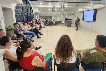 הכשרה לדוברות ודוברי הצחי ביישובים