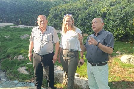 סיור בבית הספר אל-רואאה