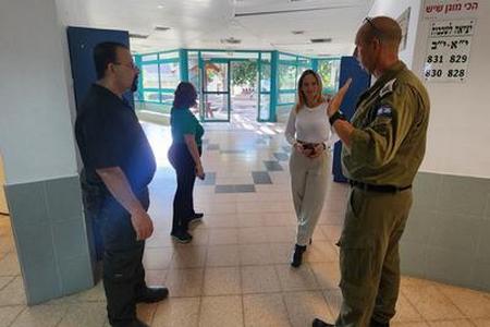 סיור בבתי הספר