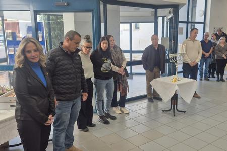 הדלקת נרות מועצתית