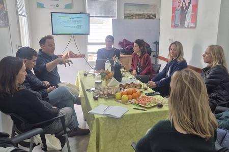 סיור במדרשת חנתון (2)