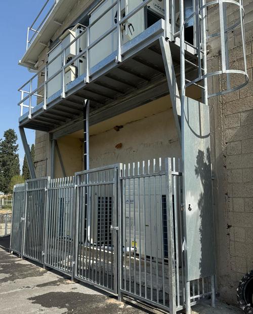 מערכת מיזוג באולם בשריד