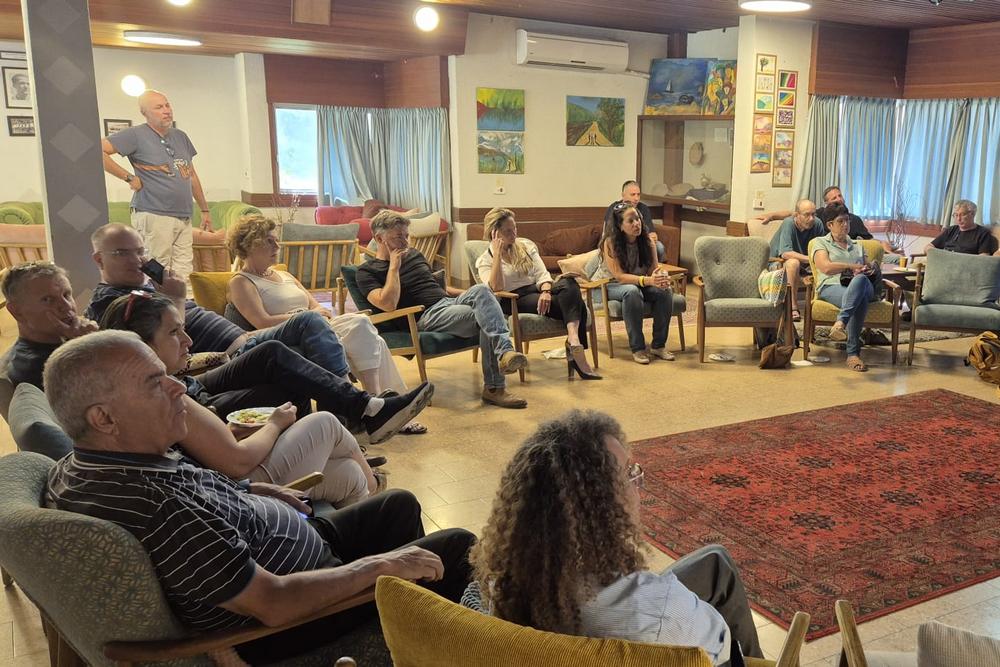 מטה עם מטה תנועה קיבוצית וגניגר