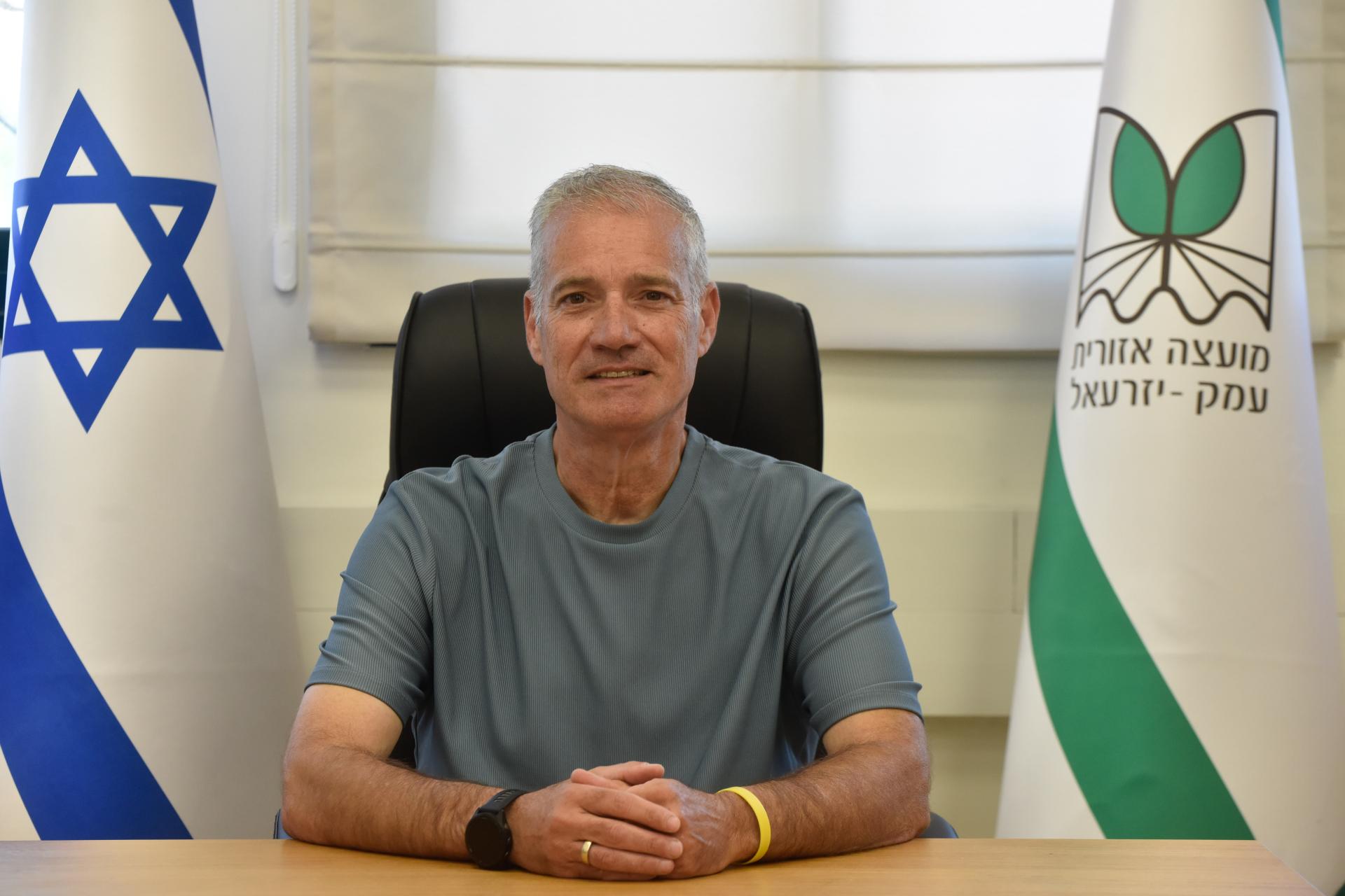 בני אברהם מנכל המועצה