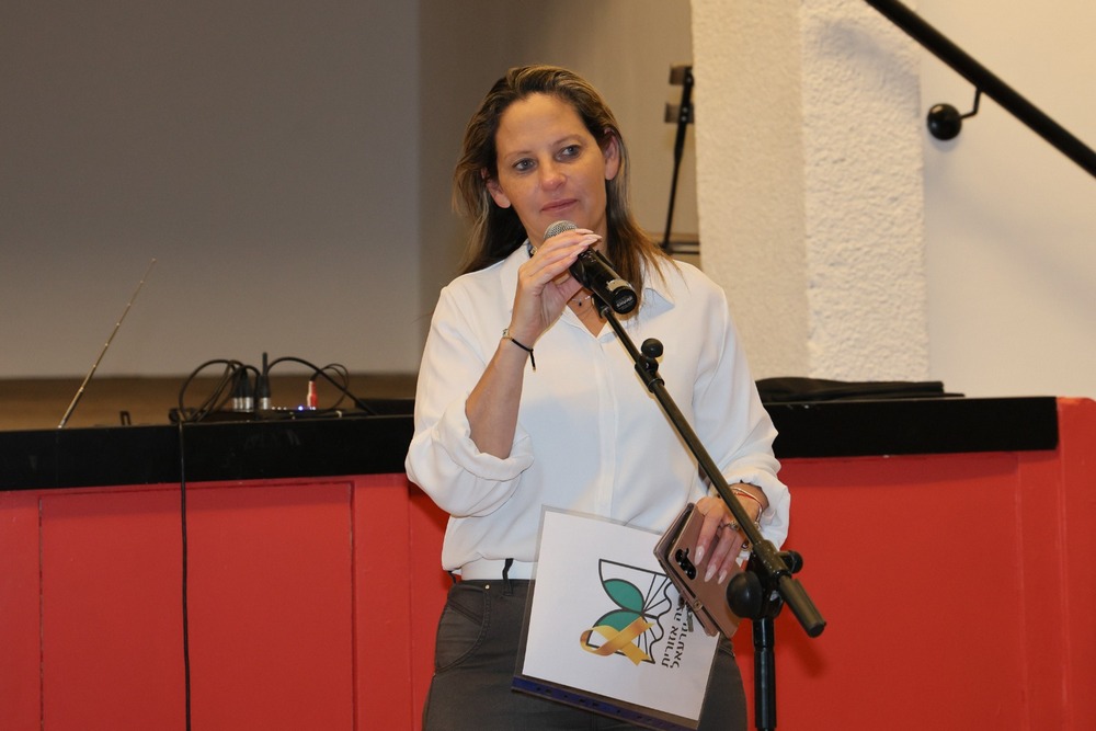 ראשת המועצה מברכת 