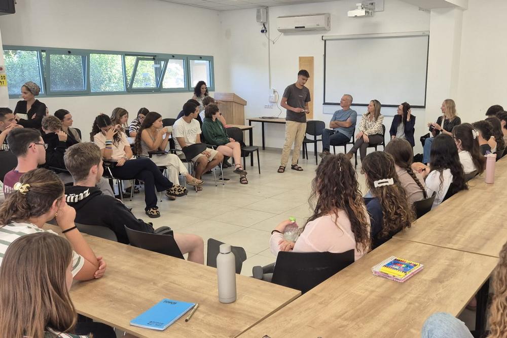 בשיחה עם המכניסטים.ות ממכינת חנתון