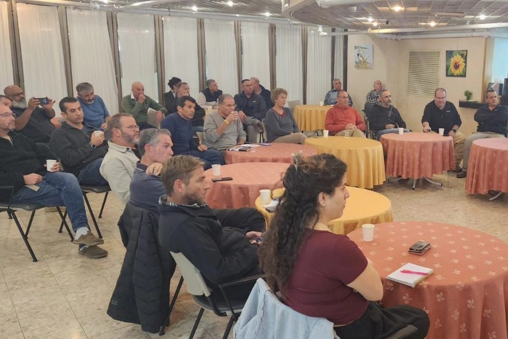 מפגש עם יור הצחי